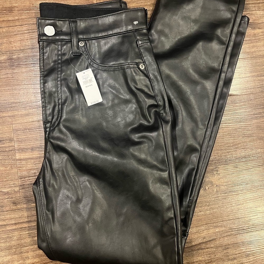 New with tags Gap Black Faux Leather Pants size 28/6